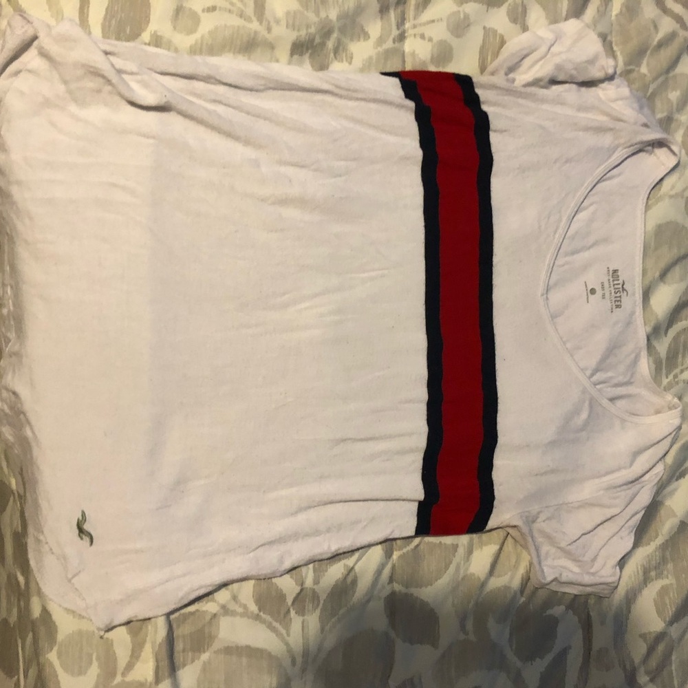 hollister shirt